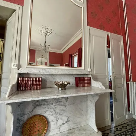 Dreamy Chateau For Big Groups And Their Pets Villa